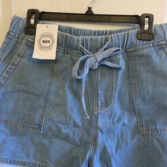 NWT Jean shorts elastic waist with drawstring size L - Picture 3 of 3